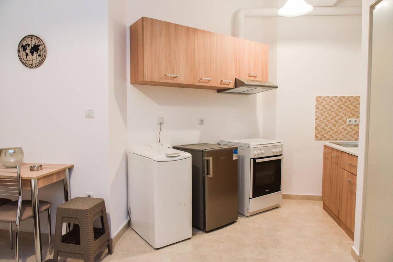 Central Studio At Plateia Amerikis 1Bed 2 Pers Apartment Athens Ngoại thất bức ảnh